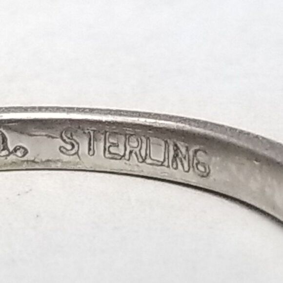 Vintage Sterling silver Avon Solitaire Ring, Size 9 Band, Engagement - Picture 5 of 9